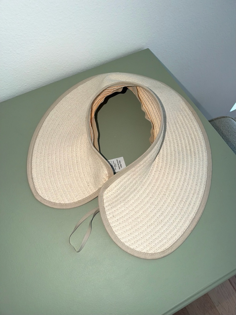 Straw Hat - Picture 2 of 3